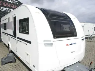 Adria Alpina 663 UK