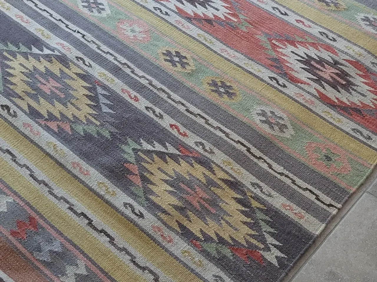 Billede 1 - Håndknyttet kelim 179 X 240 