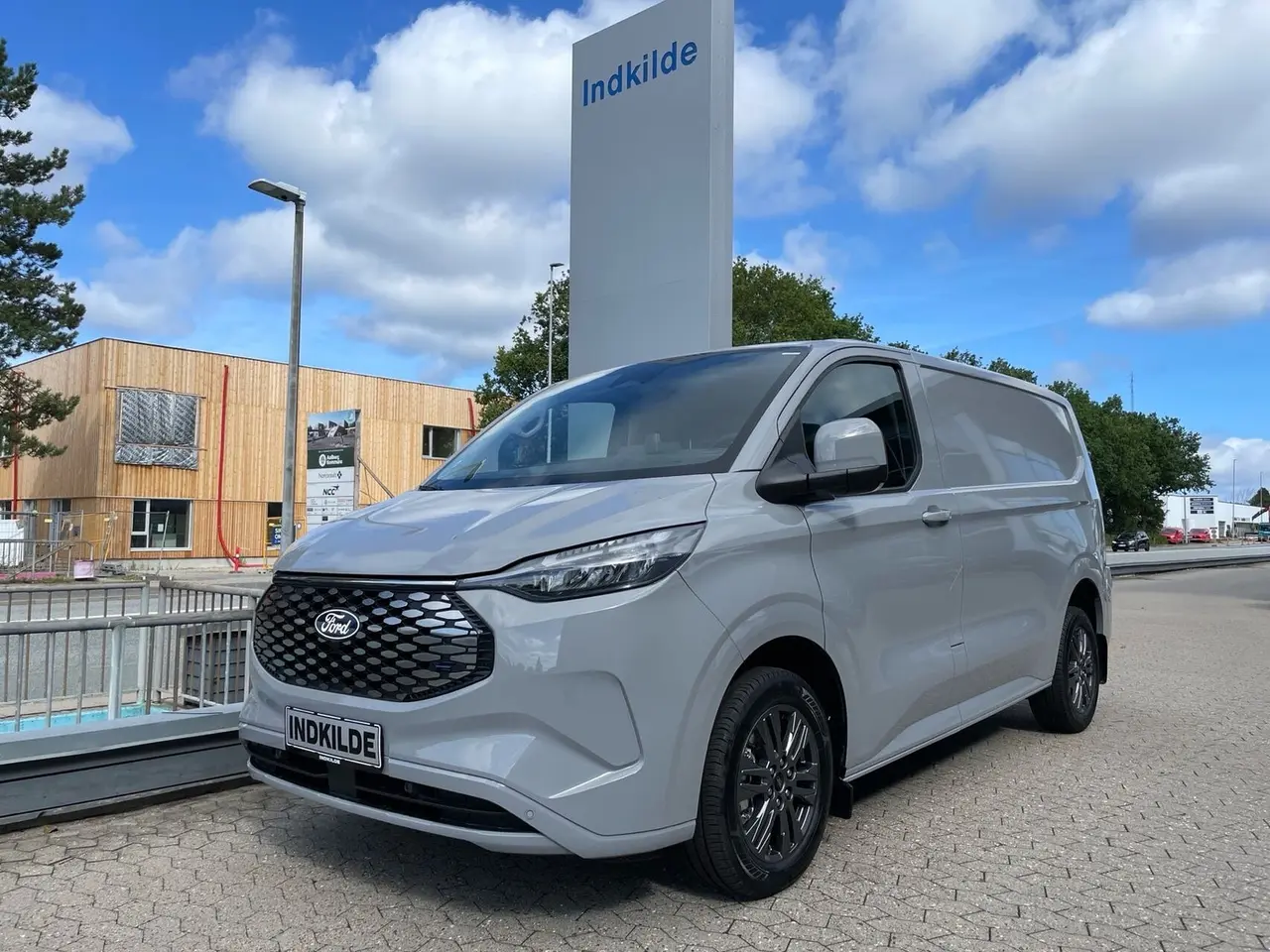 Billede 1 - Ford E-Transit Custom 320 L1 71 Limited