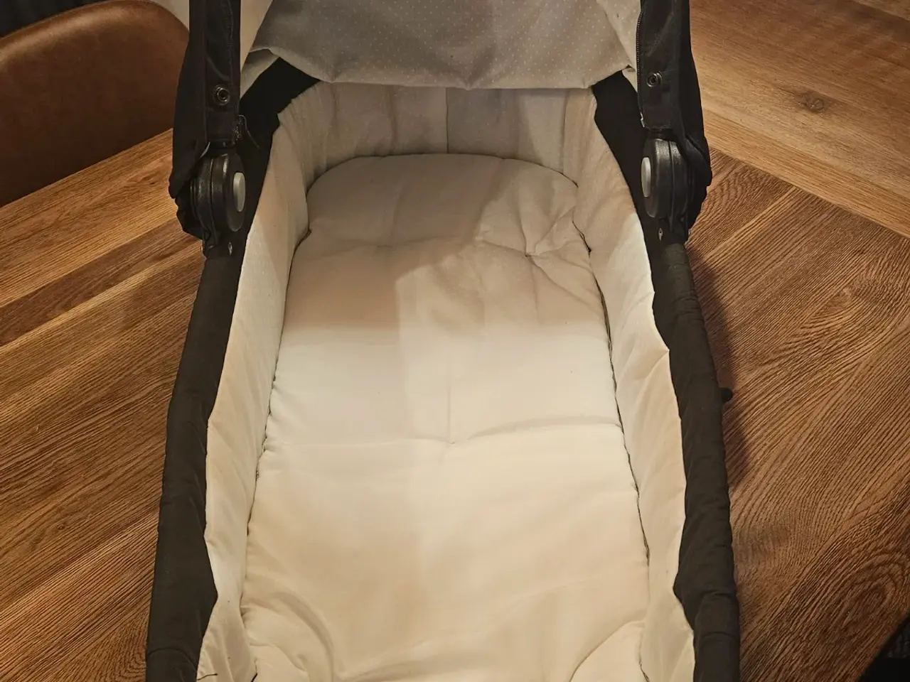 Billede 2 - Babylift fra emmaljunga
