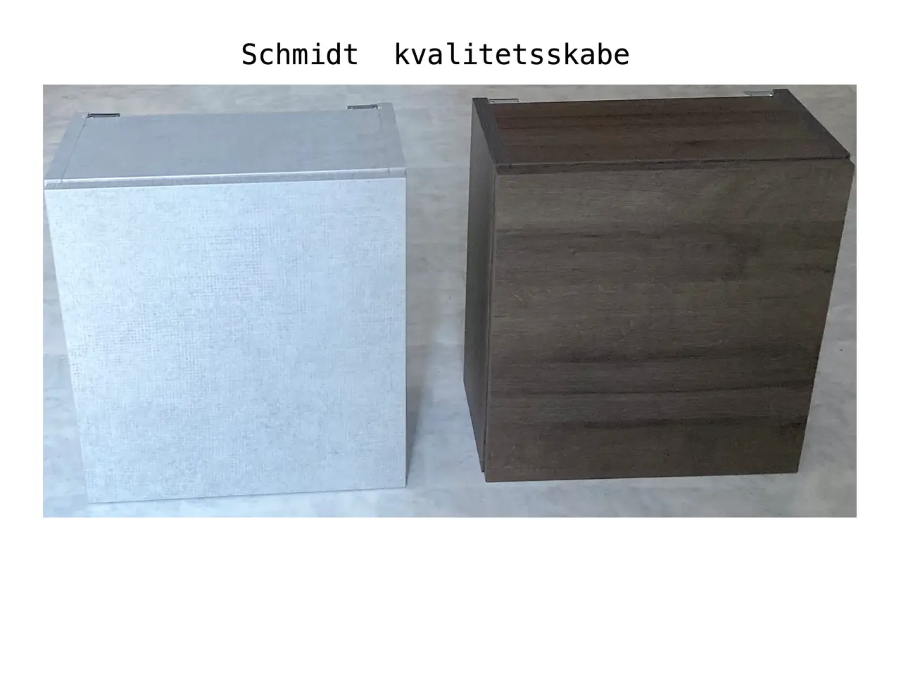 Billede 1 - To Solide Vægskabe