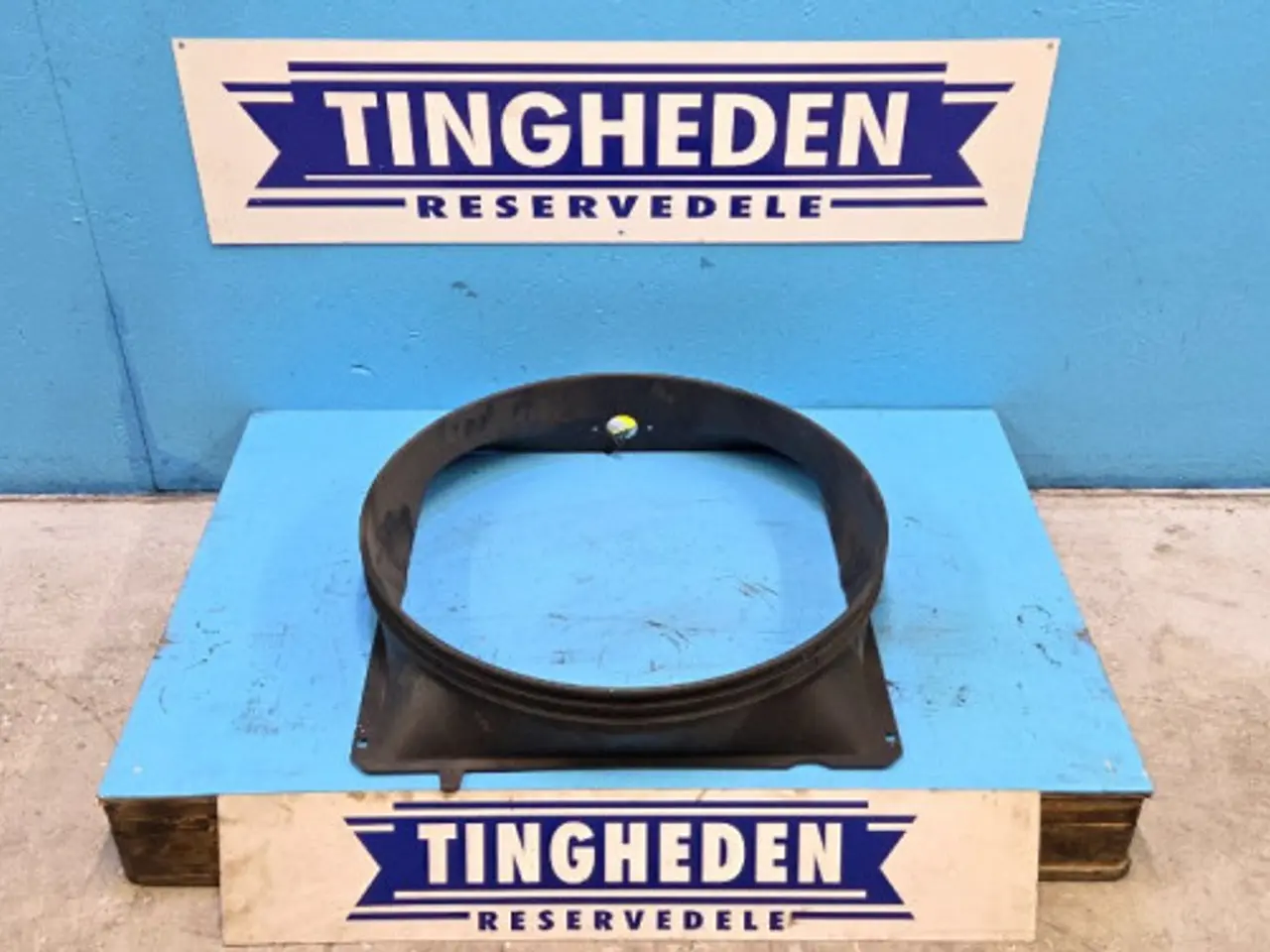 Billede 1 - John Deere 6068 Ventilatorhus 2040689B