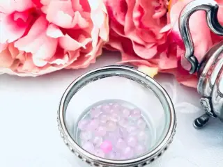 Perler i rosa / lyselilla nuancer