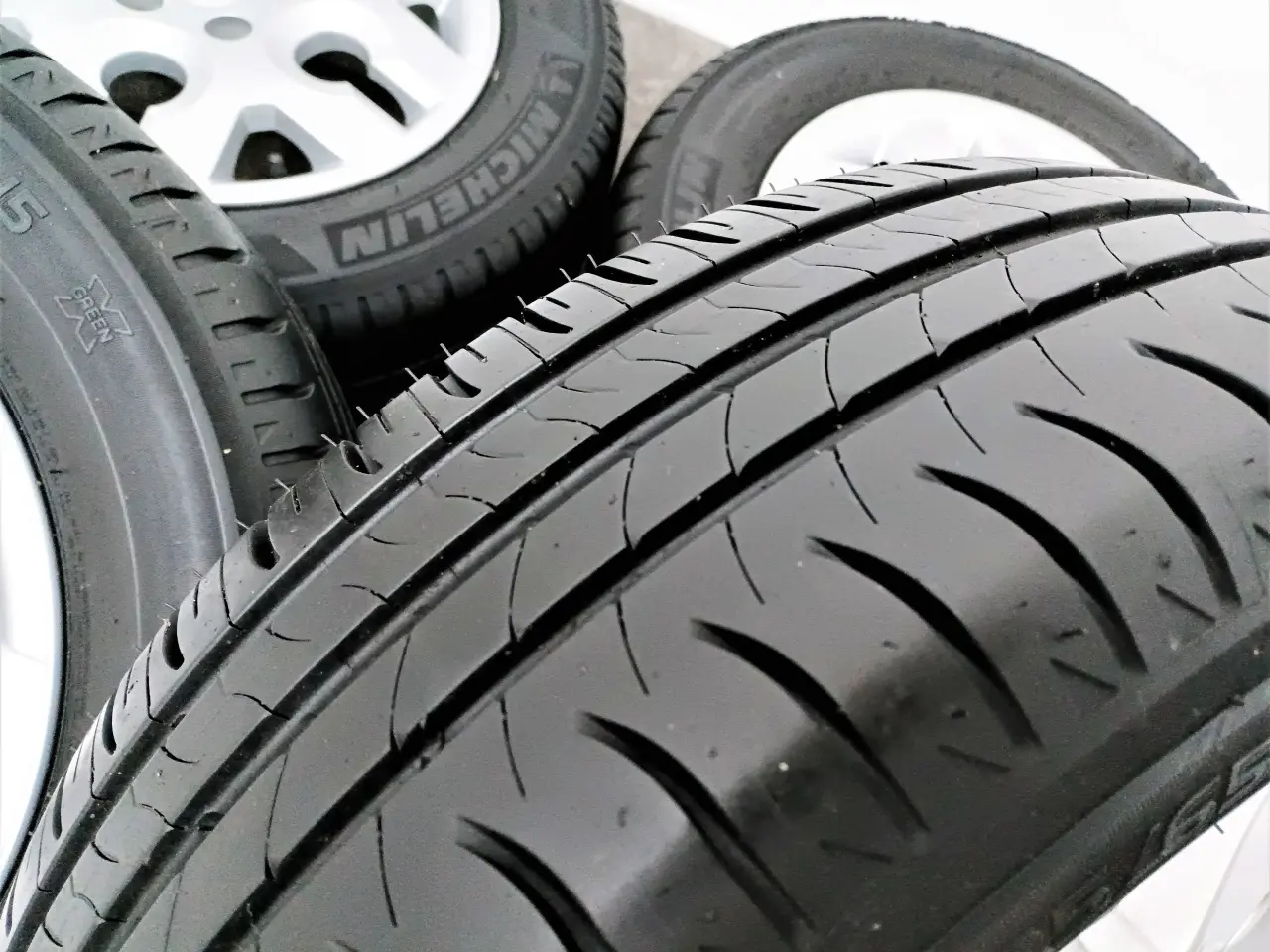 Billede 7 - 5x108 15" ET44 nav 60,1ø Renault sommersæt