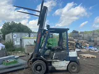 Komatsu FG20 t-11