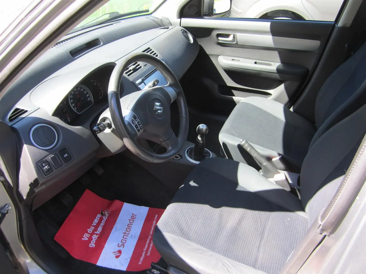 Billede 5 - Suzuki Swift 1,3 DDIS GL-A 75HK 5d