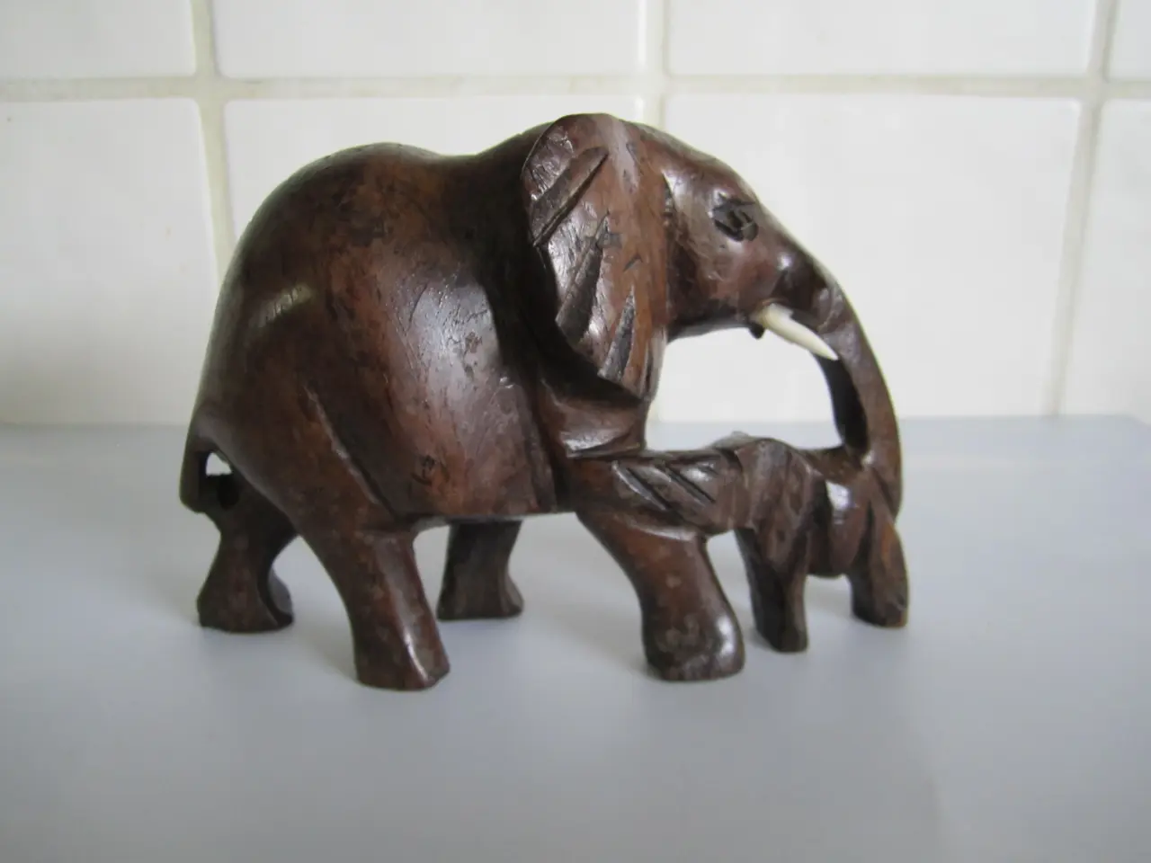 Billede 1 - BYD. ELEFANT med ELEFANTUNGE.