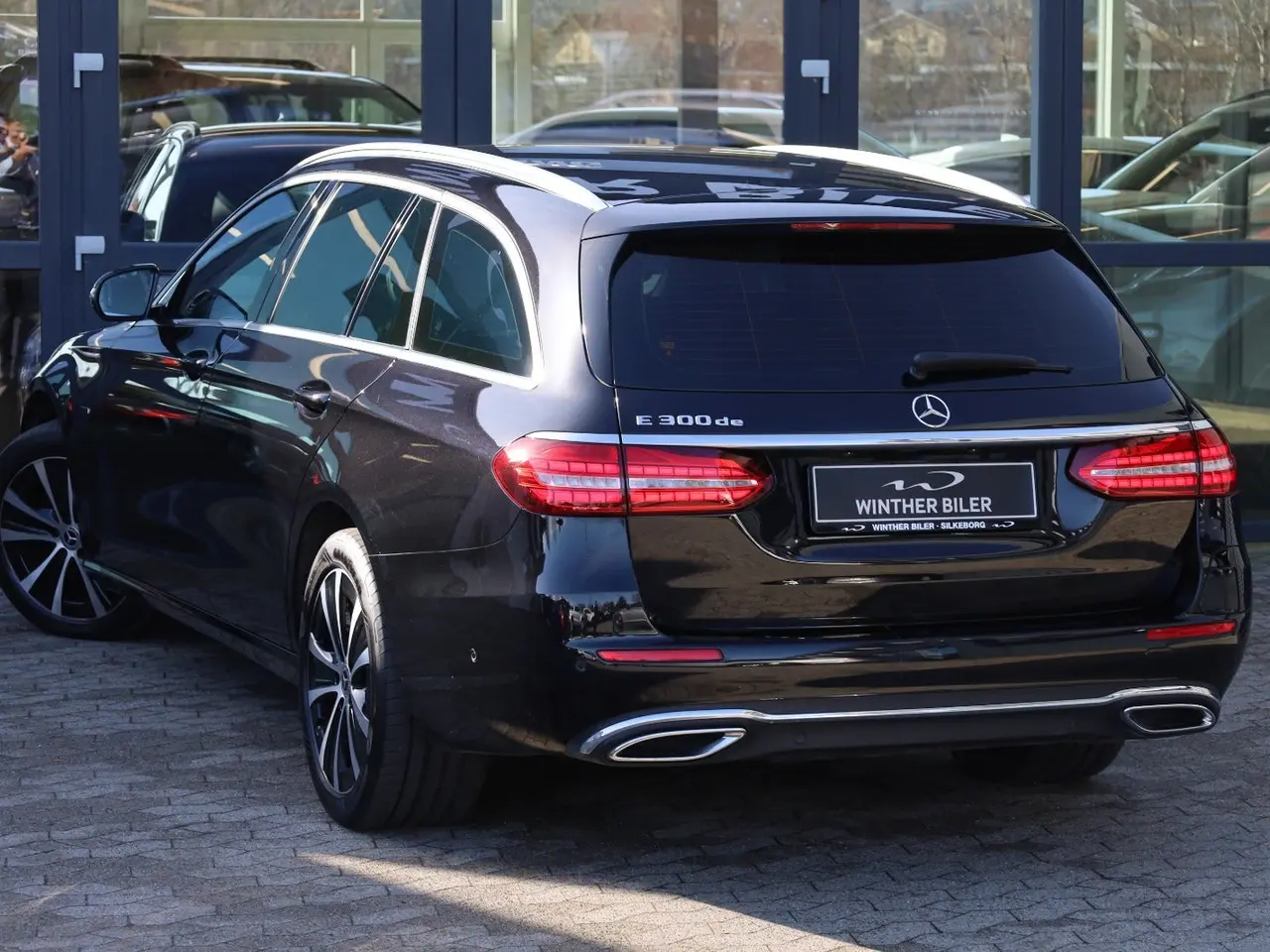 Billede 3 - Mercedes E300 de 2,0 Avantgarde stc. aut. 4Matic
