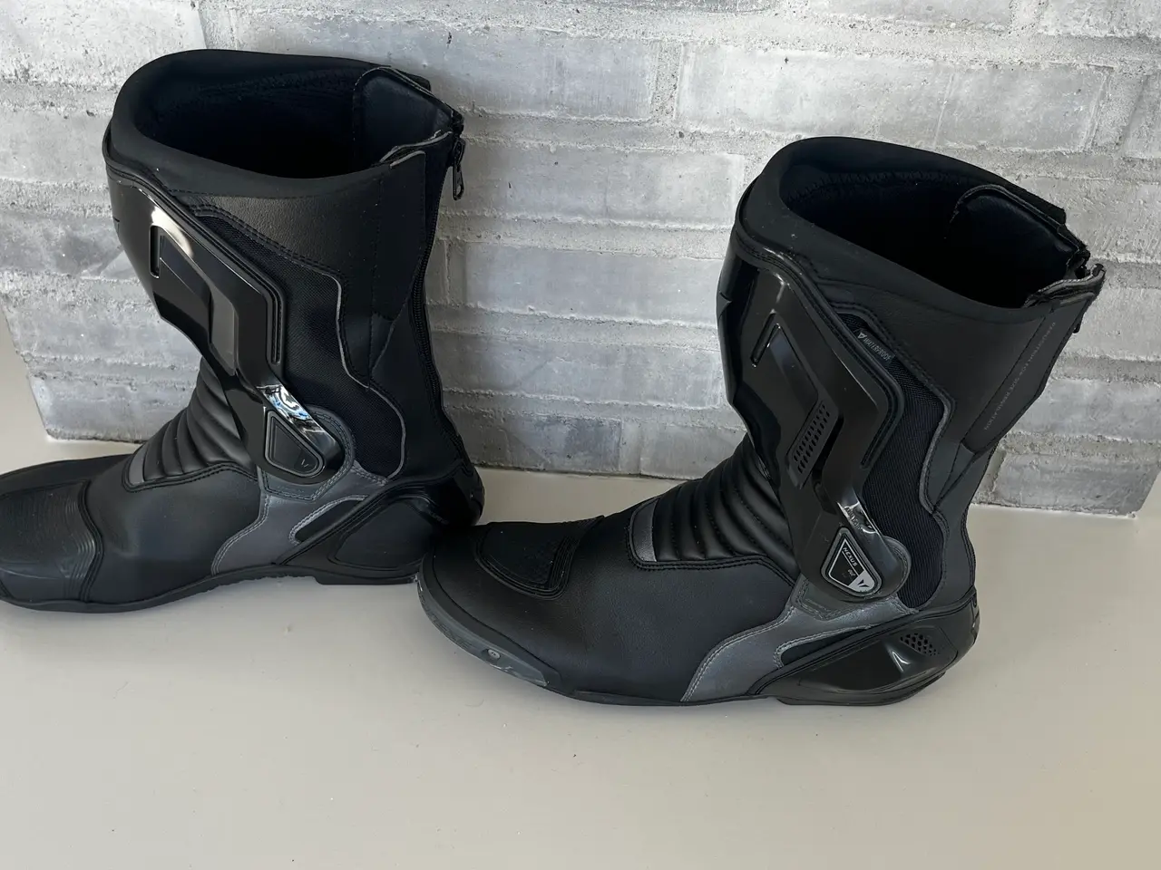 Billede 11 - Dainese 2 delt dragt med Nexus 2D-WP Støvler