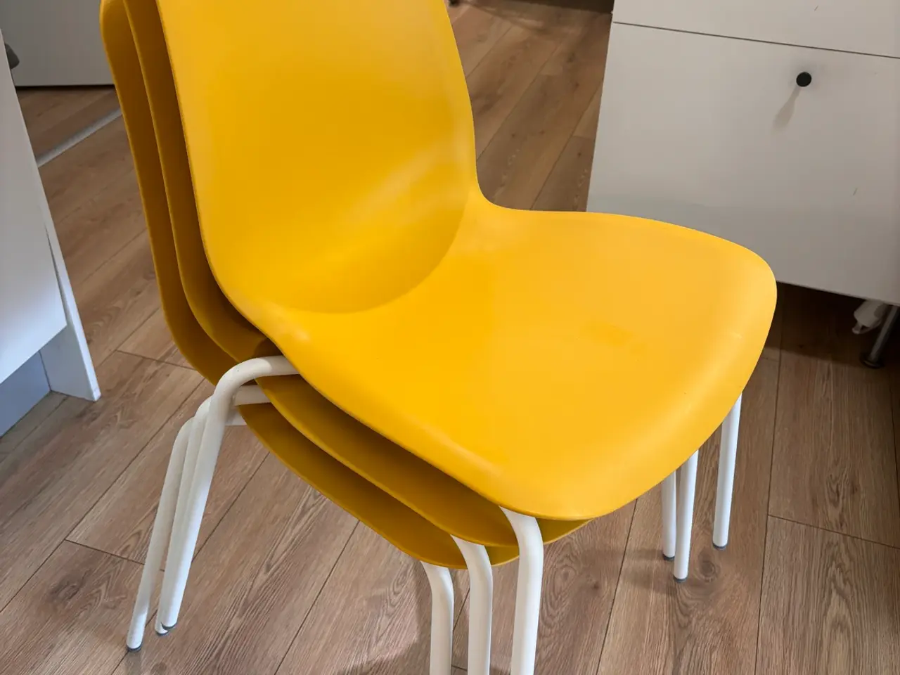 Billede 2 - LeifArne spisebordsstole fra Ikea 