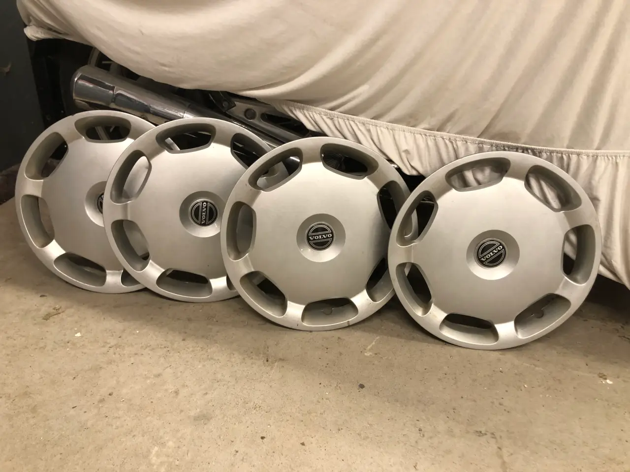 Billede 1 - Navkapsler 15” Volvo