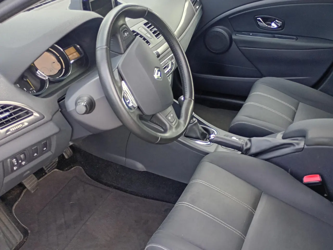 Billede 6 - Renault Megane 1,5 dci Sport Tourer (2014)