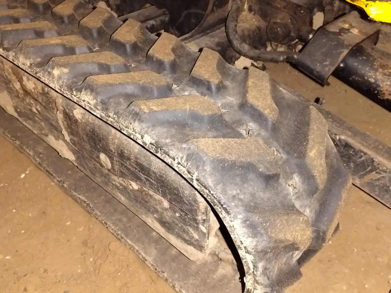 Billede 4 - JCB 8018 med nyere bælter