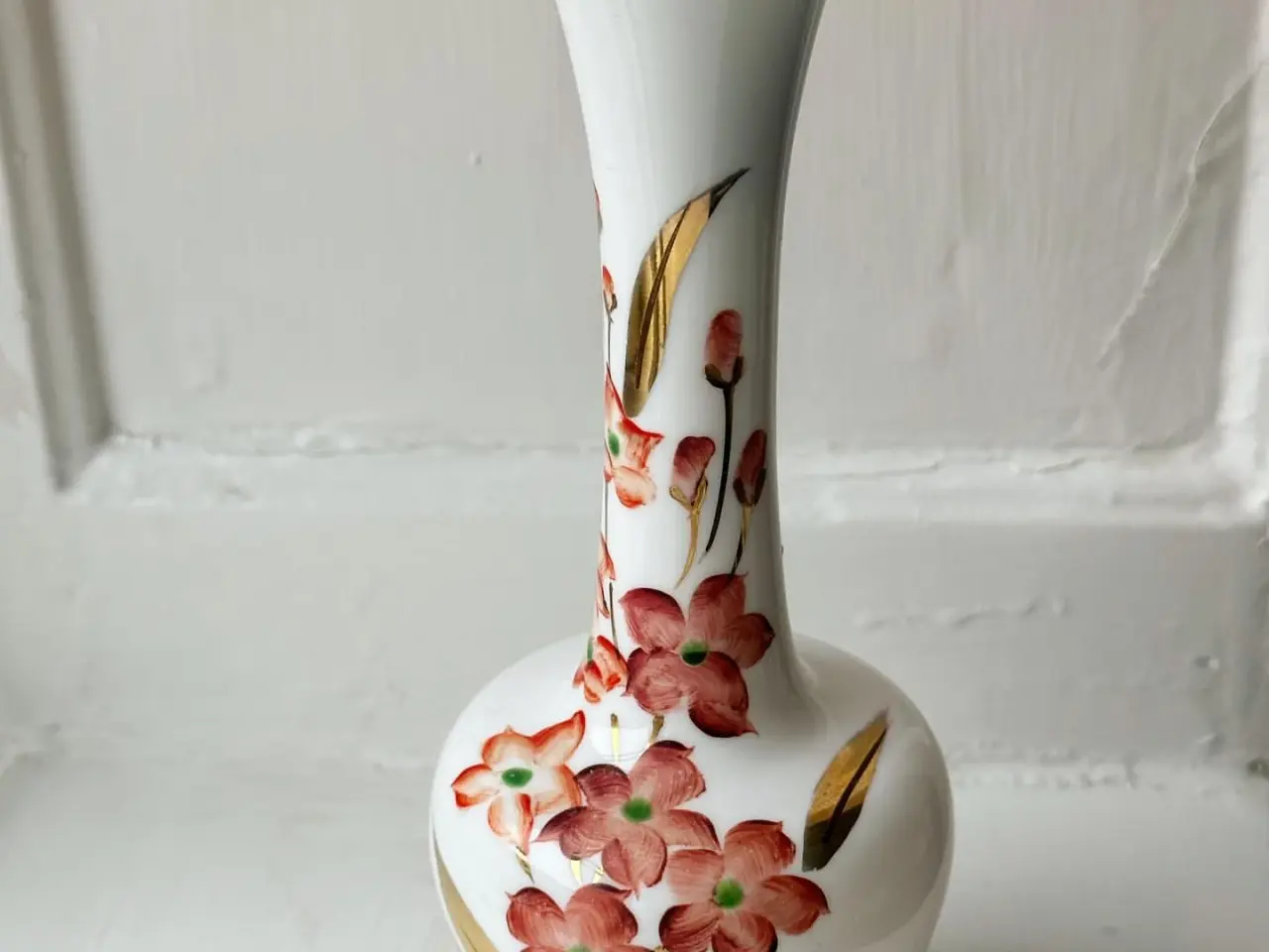 Billede 1 - Opalineglas m blomster og guld