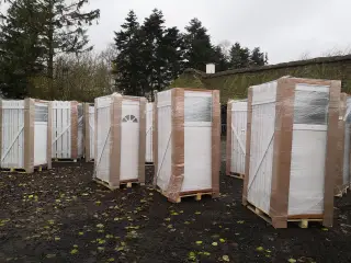 Nye plastdøre