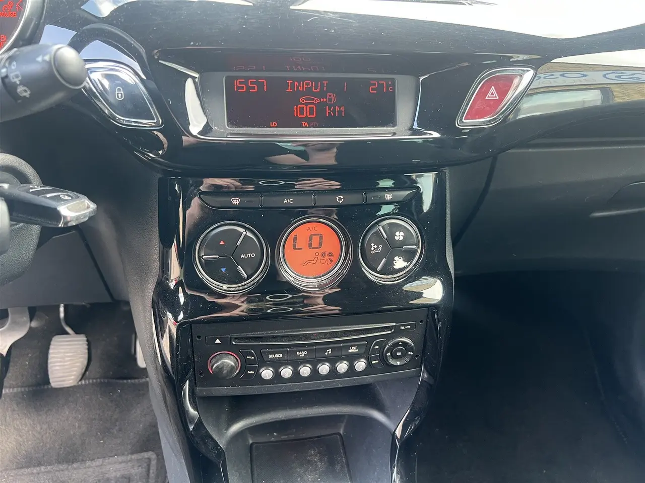 Billede 12 - Citroën DS3 1,6 HDi FAP Dstyle 92HK 3d