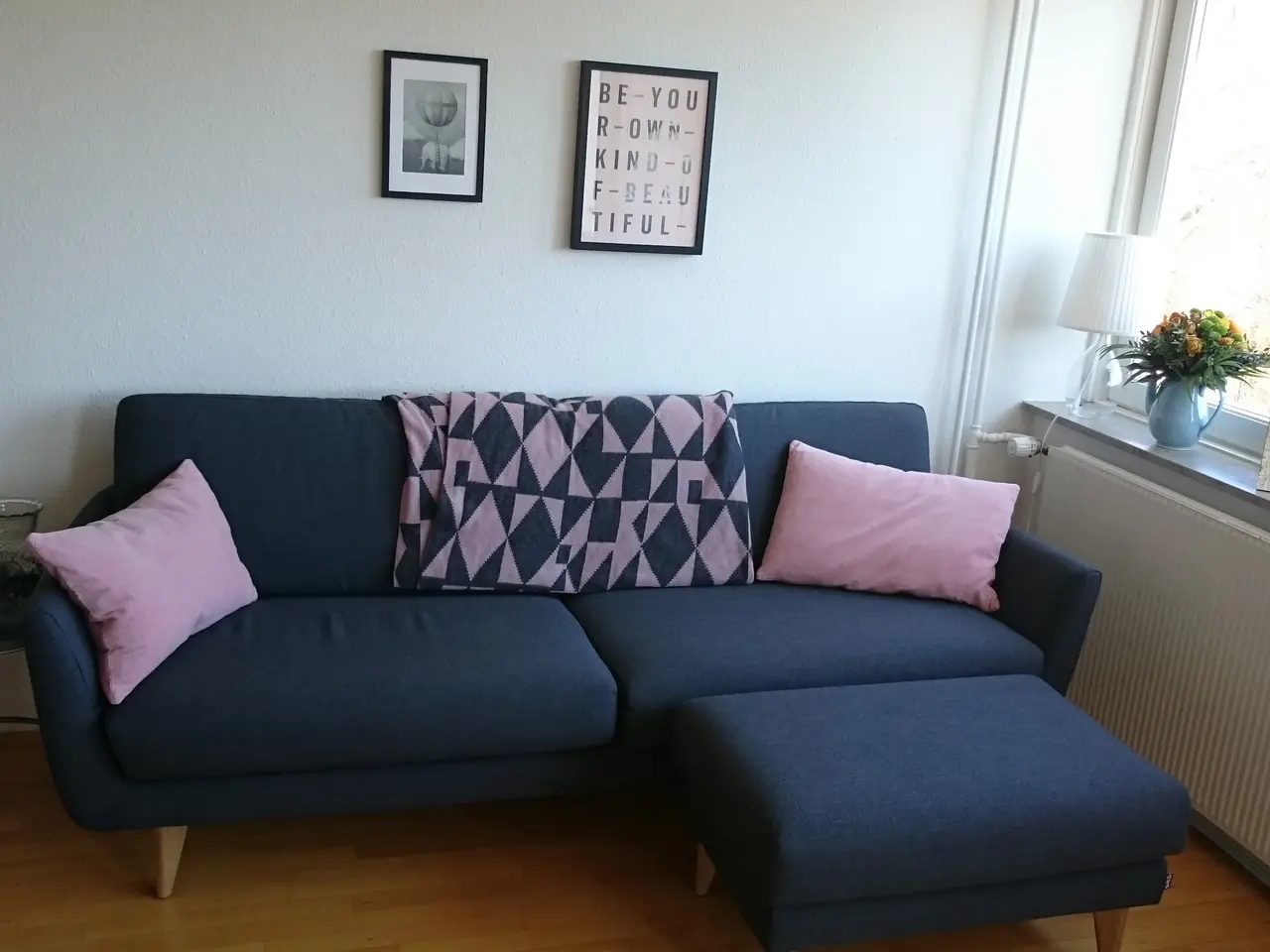 Billede 4 - Mørkegrå sofa
