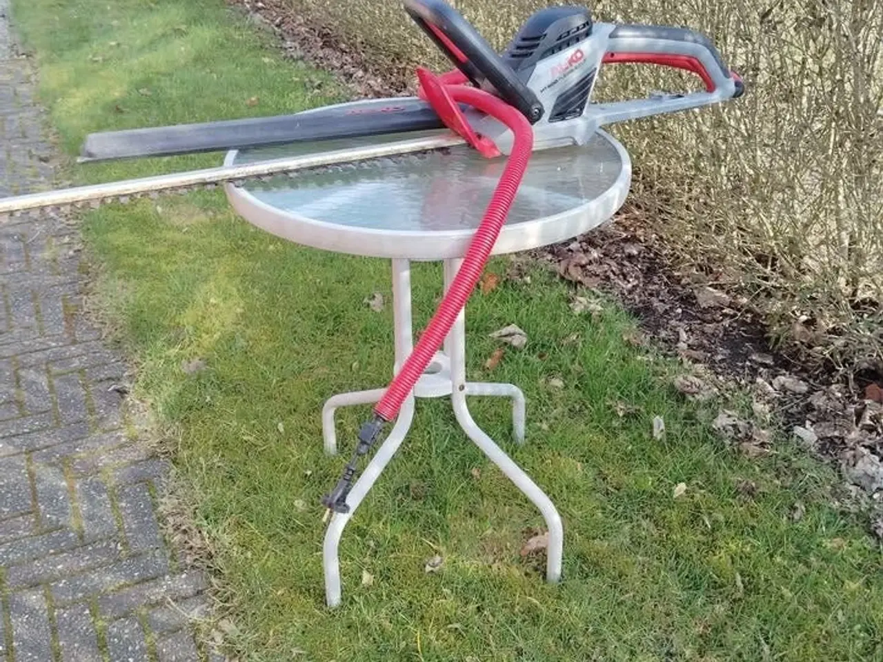 Billede 2 - 60 cm AL KO hækkesakse