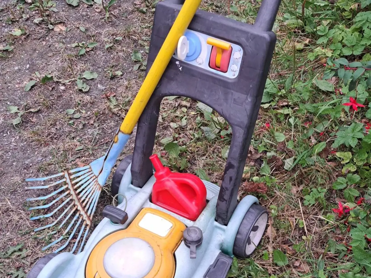Billede 1 - Plæneklipper m.v.