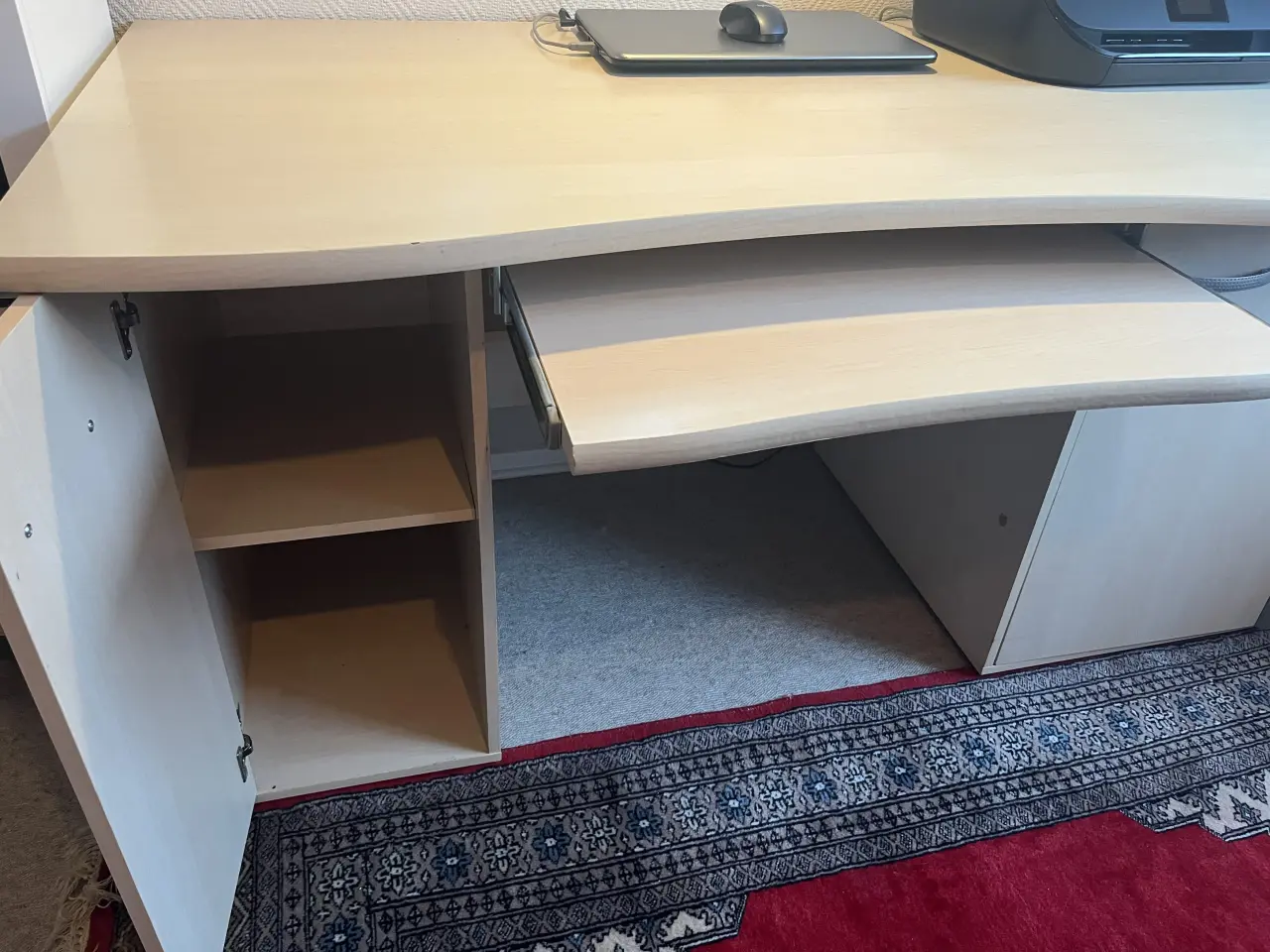 Billede 1 - Flot skrivebord
