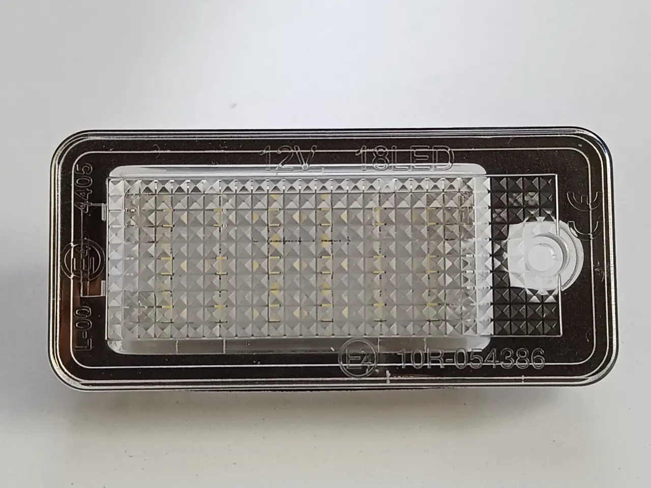 Billede 3 - NY! AUDI – 36 LED Nummerpladelys 6000K (Hvid KOLD)