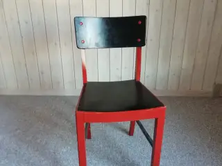 Køkkenstol af træ