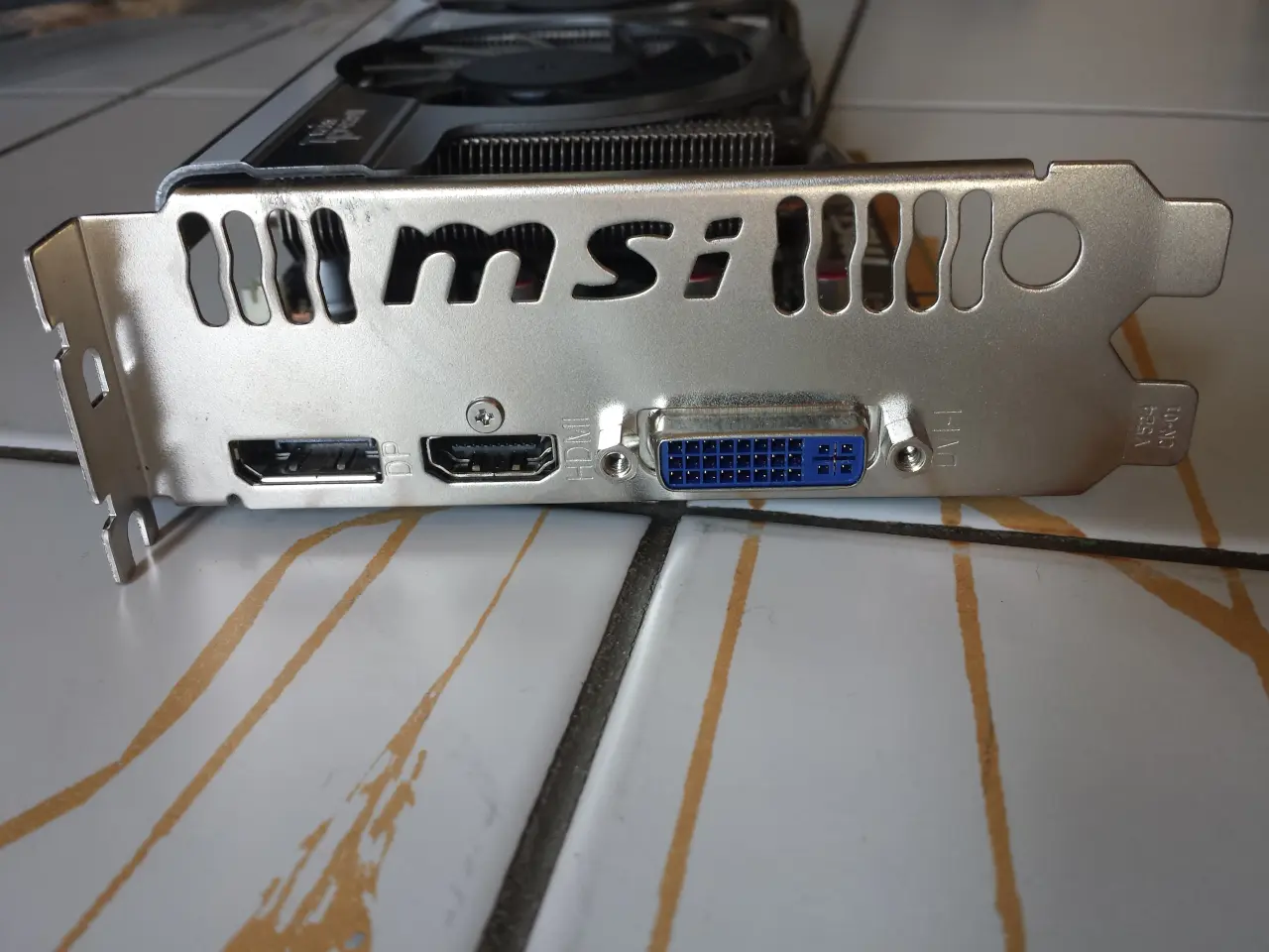 Billede 4 - Radeon R5770 MSI