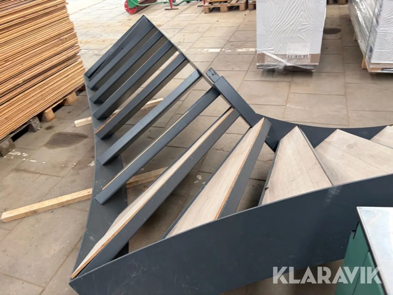 Billede 5 - Metaltrappe med gitter