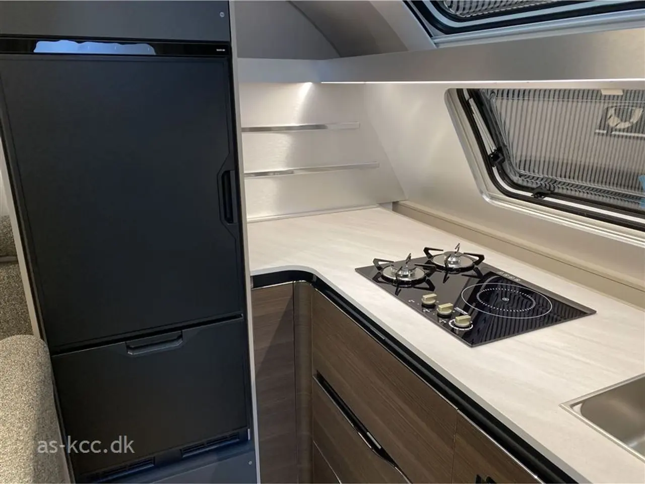 Billede 8 - 2027 - Adria Alpina 663 HT Twin Alde Centralvarme   Ny generation af Adria Alpina 663 HT