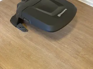 Husqvarna Robotgarage