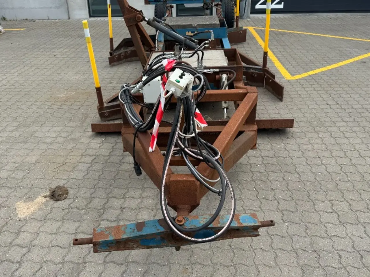 Billede 2 - Bugseret 7meter el/hydraulisk vejhøvl Kværs