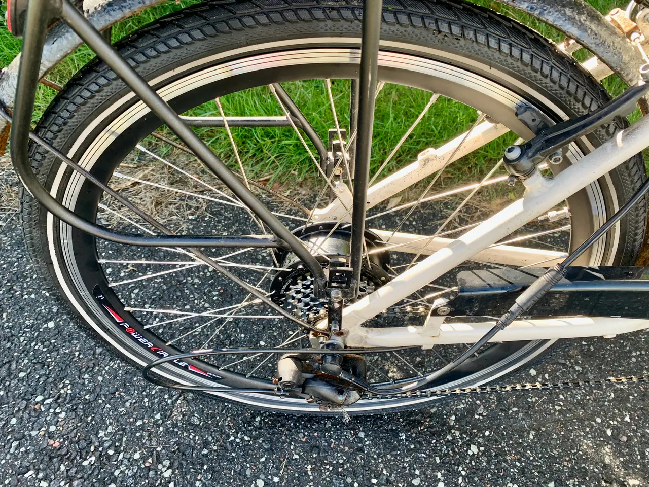 Billede 3 - Ladcykel med el sælges