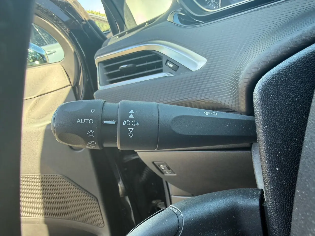 Billede 12 - Peugeot 208 1,6 BlueHDi Allure 100HK 5d