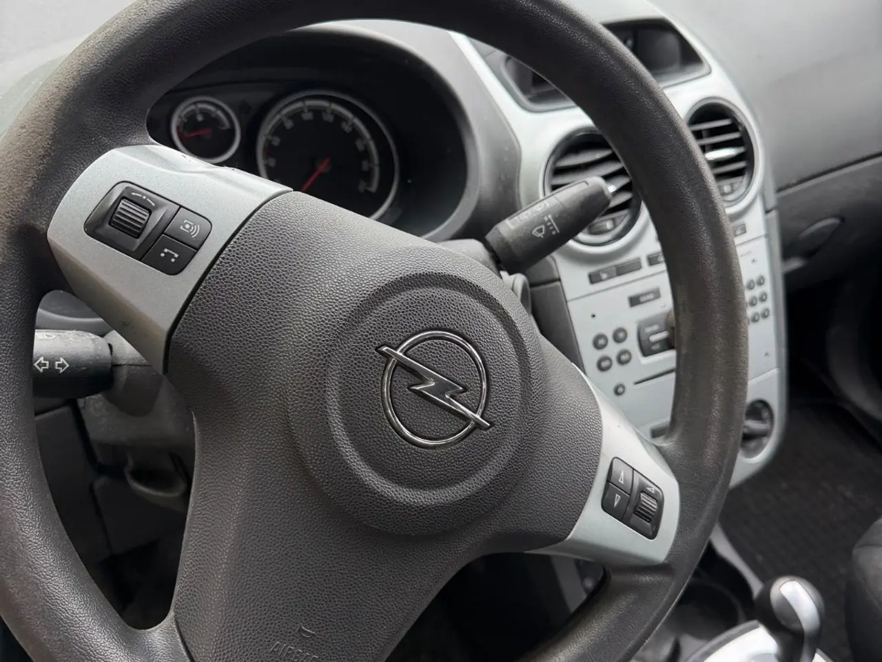 Billede 6 - Opel Corsa 1,2 16V Cosmo MTA