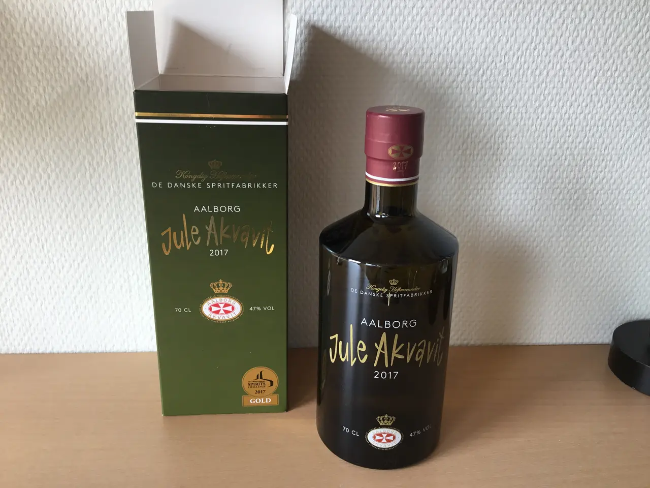 Billede 5 - 10 stk Aalborg juleakvavit