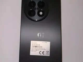 Sælger one plus 13R