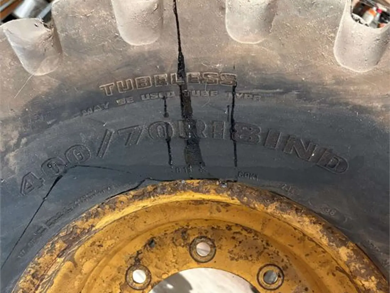Billede 3 - Goodyear Caterpillar 432