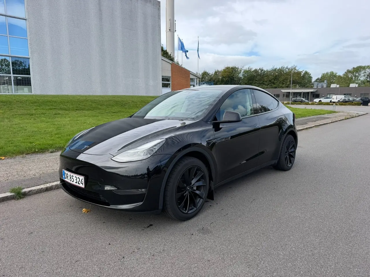 Billede 1 - Tesla Model Y Long Range AWD
