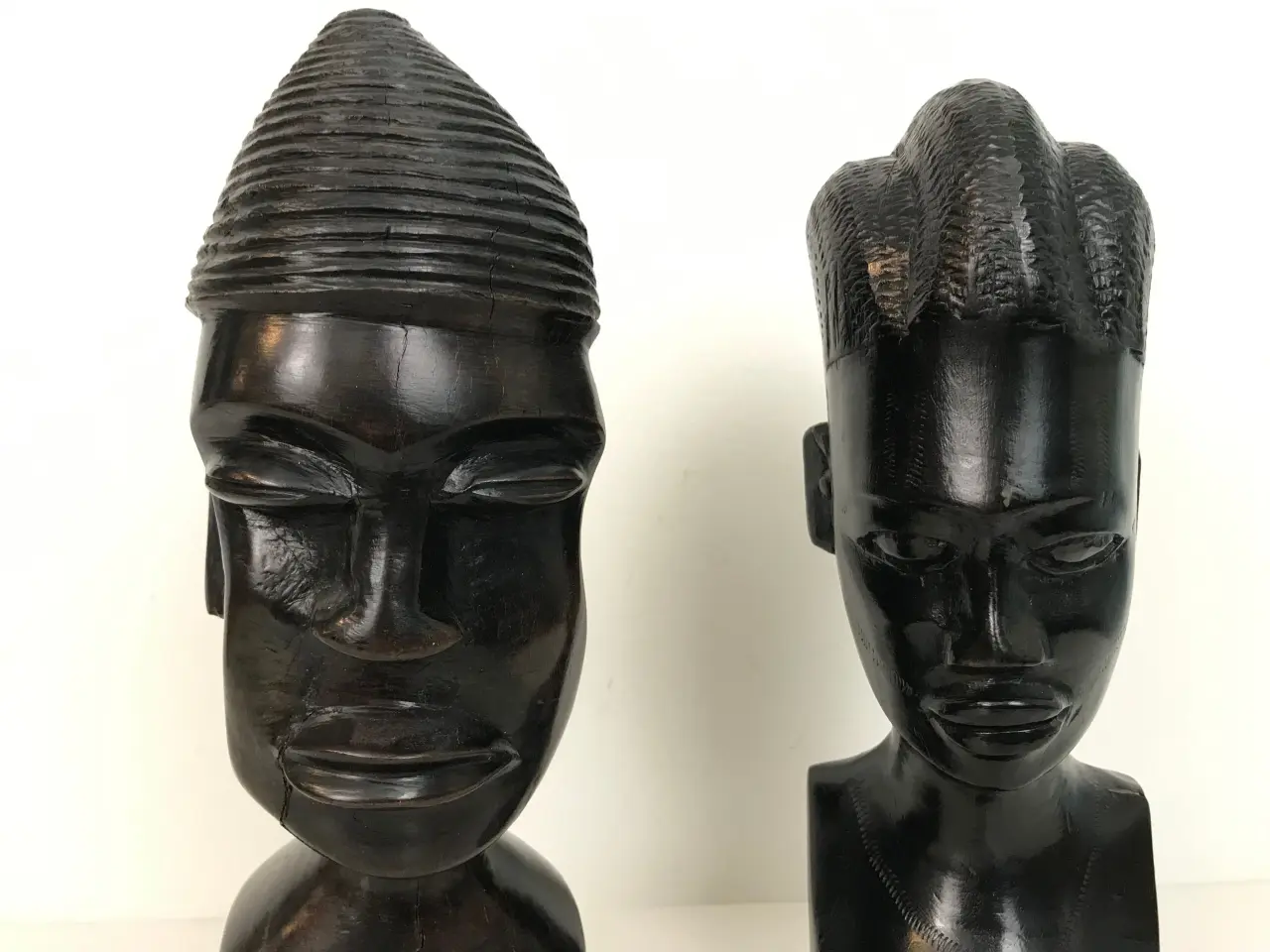 Billede 2 - 2 store afrikanske buster i ibenholt træ