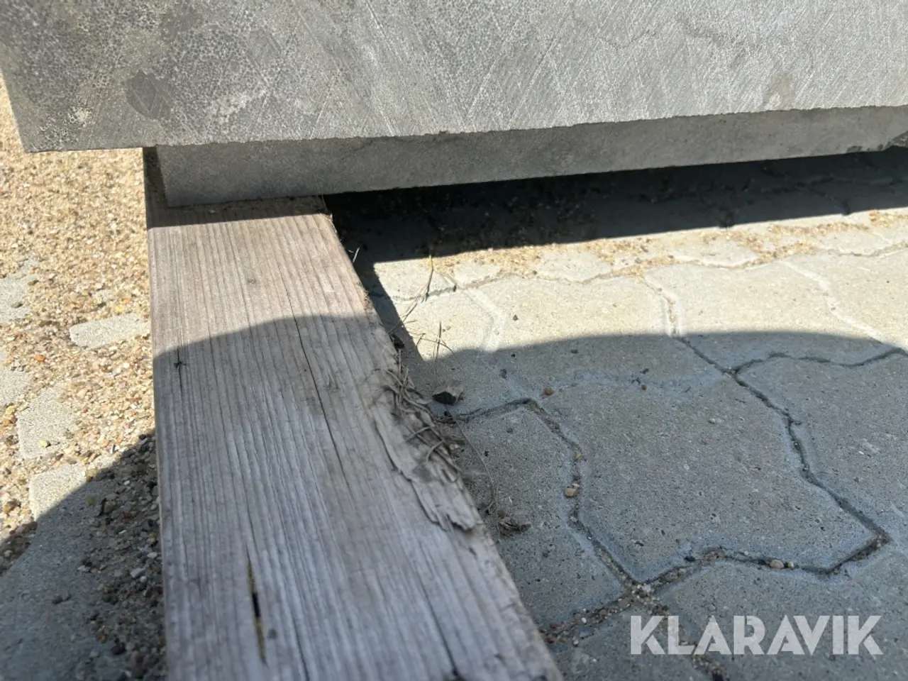 Billede 3 - Granitsten med sokkel