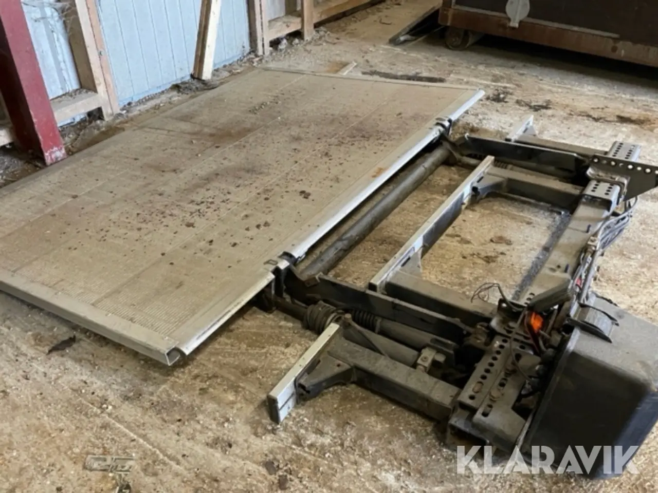 Billede 9 - Kasseopbygning Plagborg med Zepro baglift 750 kilogram 2016