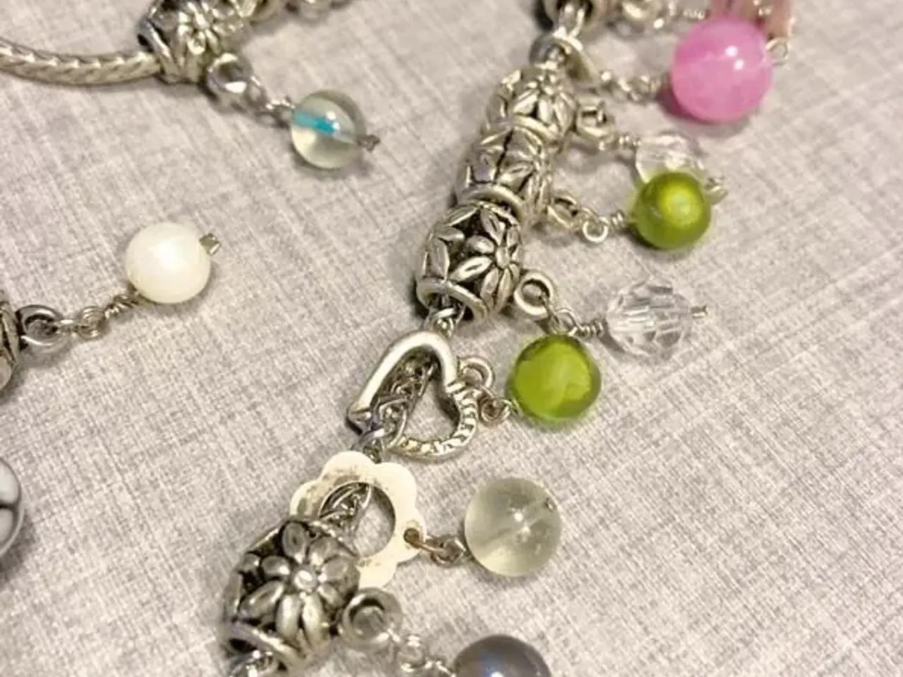 Billede 2 - VEDHÆNG MED PERLE # dangle