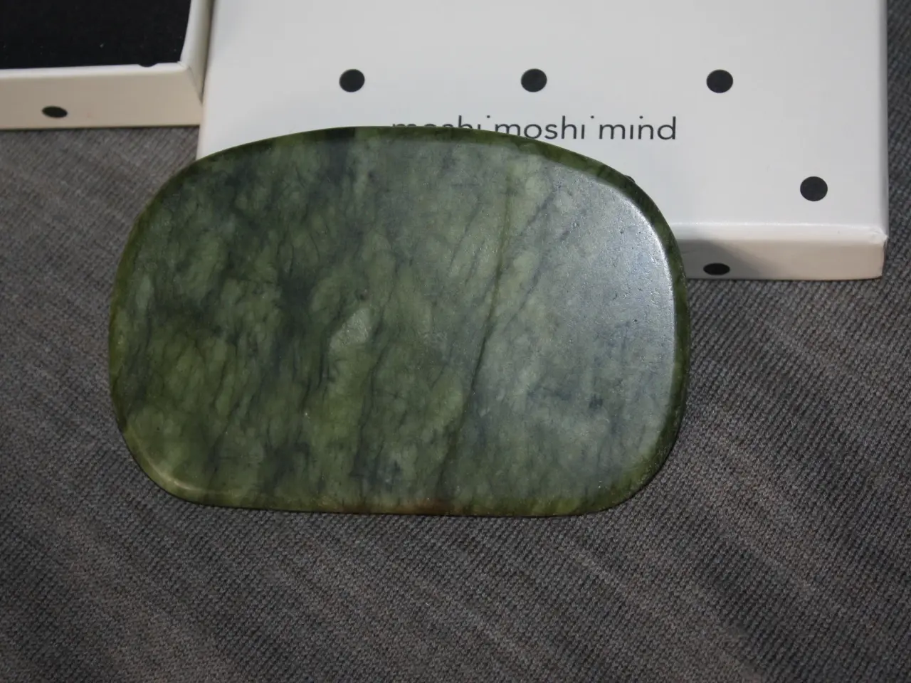 Billede 4 - Jade-sten Mind Body Gua Sha fra moshi moshi mind  