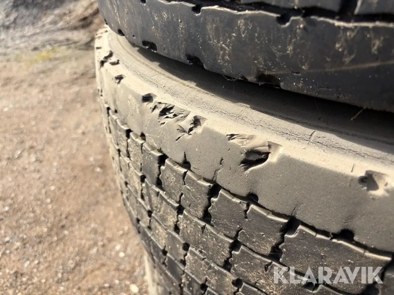 Billede 8 - Dæk Bridgestone M729 315/70R22,5 træk 4 styk