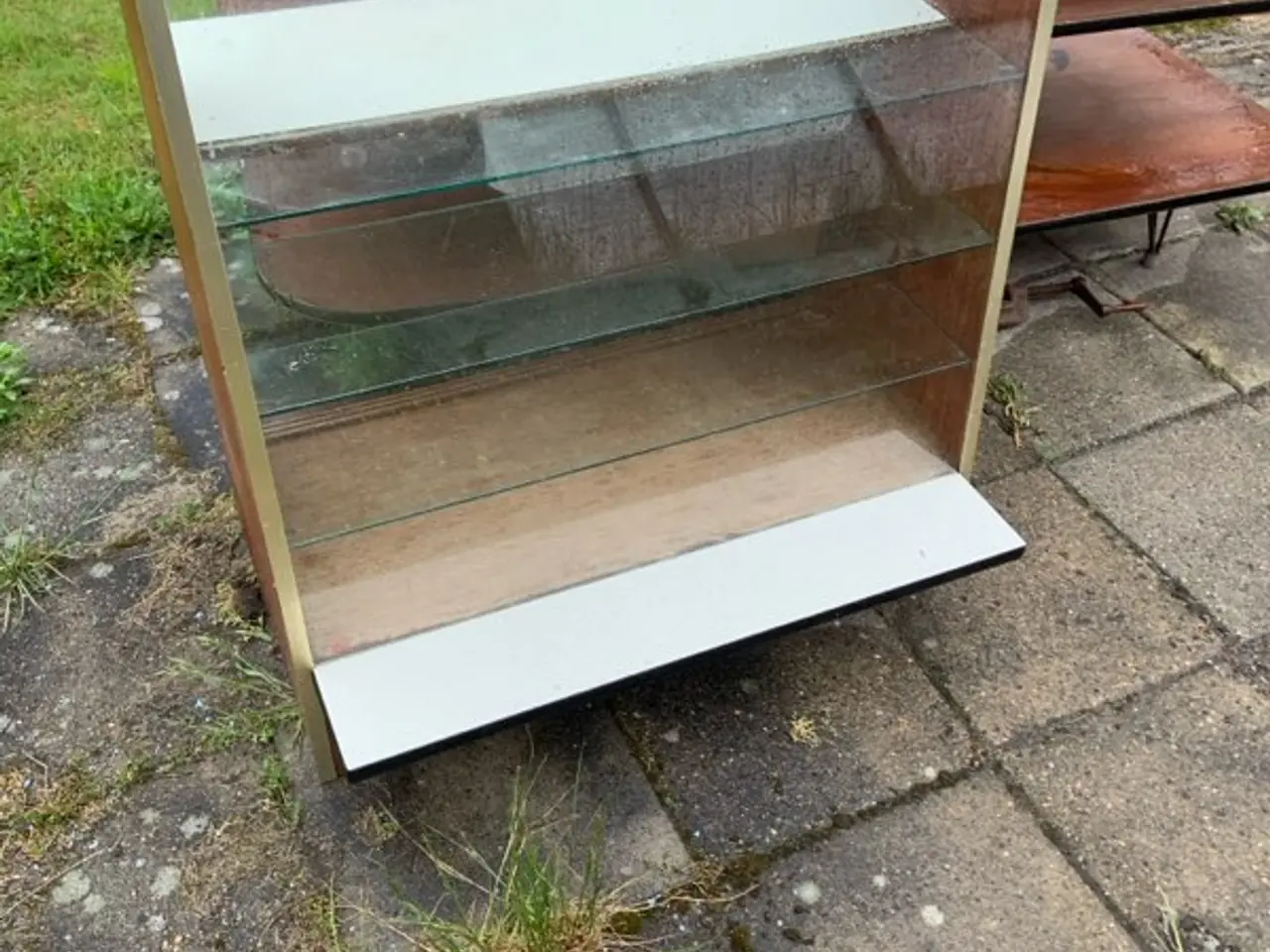 Billede 3 - Udstillings skab i teak træ og glas