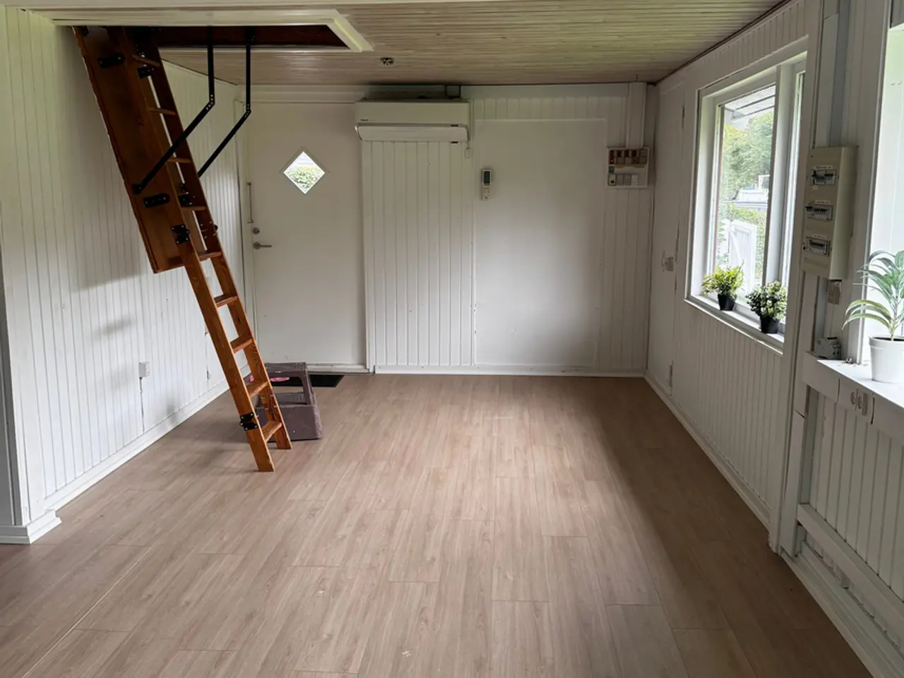 Billede 3 - Velholdt kolonihavehus m. solceller og stor grund