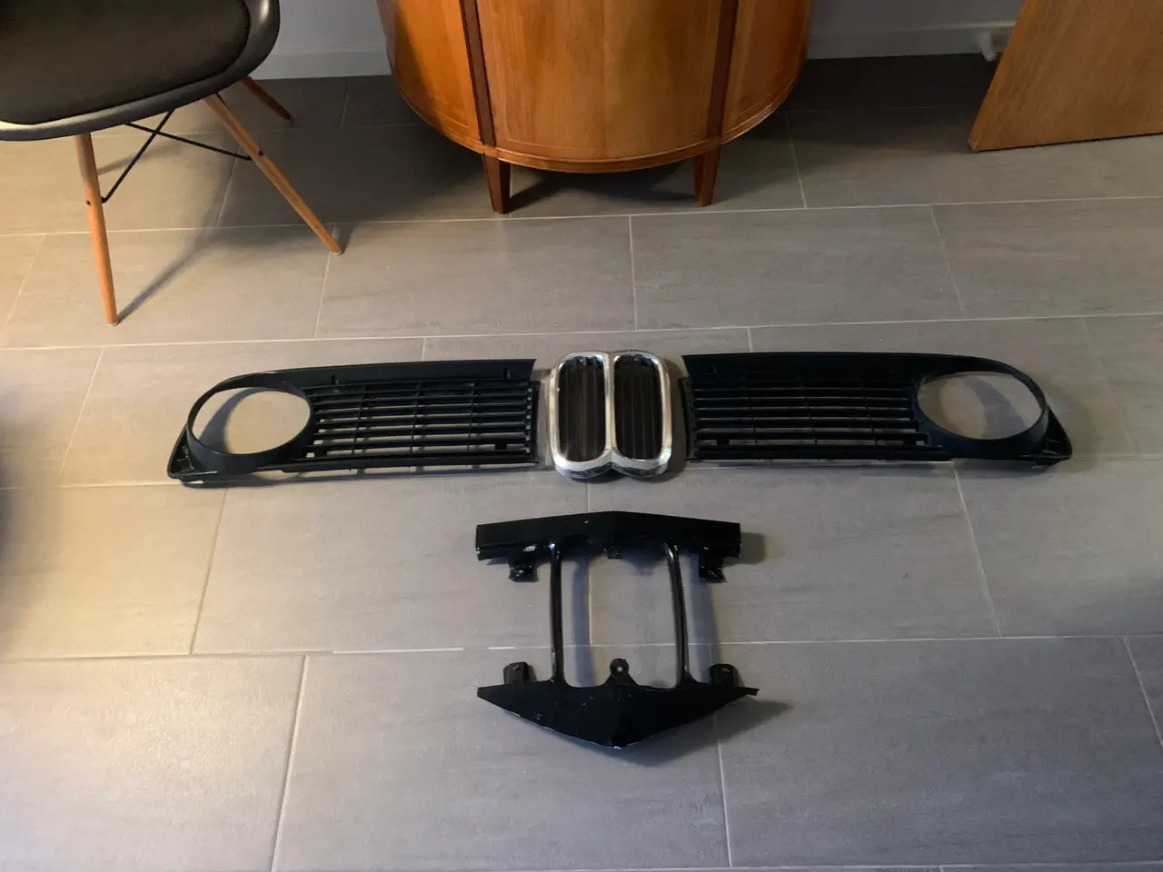 Billede 1 - Komplet frontgitter til BMW 02 E10