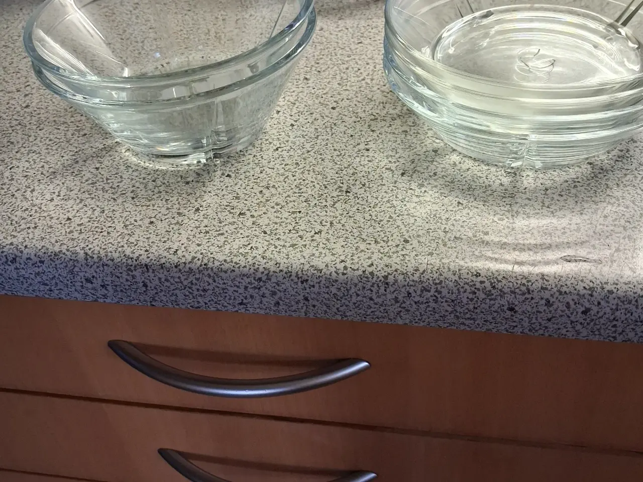 Billede 1 - Glasskåle og kaffe kopper