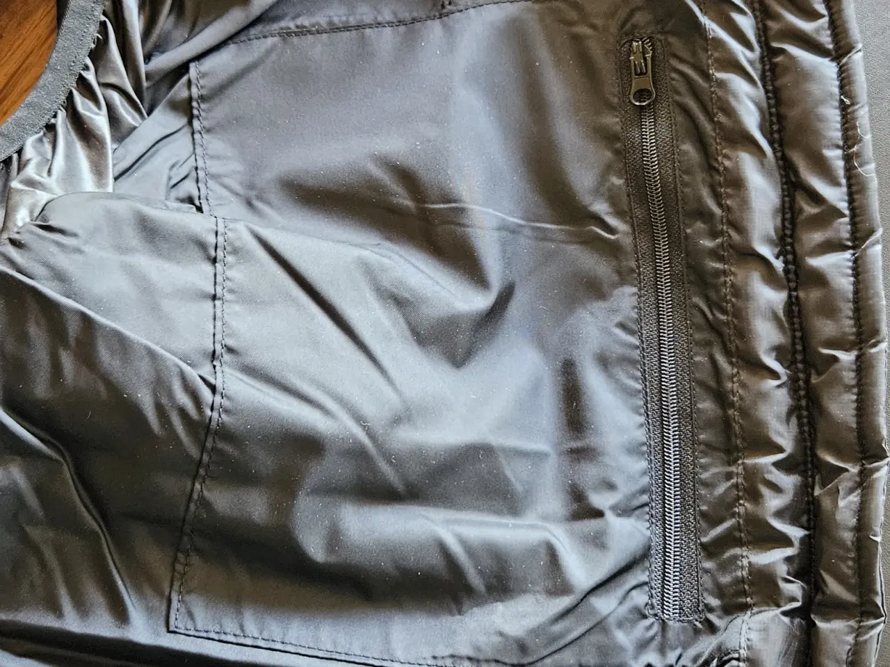 Billede 3 - Fin ny vest