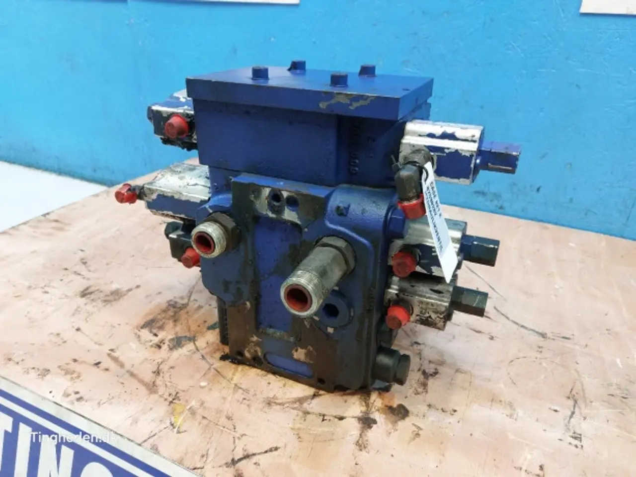 Billede 10 - Case 821E Hydraulikventil 87539282
